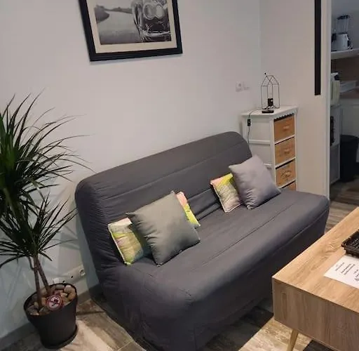 Cosy T2, Meuble De Tourisme 3 Etoiles, Parking Ferme , 2velos, Wi-fi, Clim Apartment Narbonne