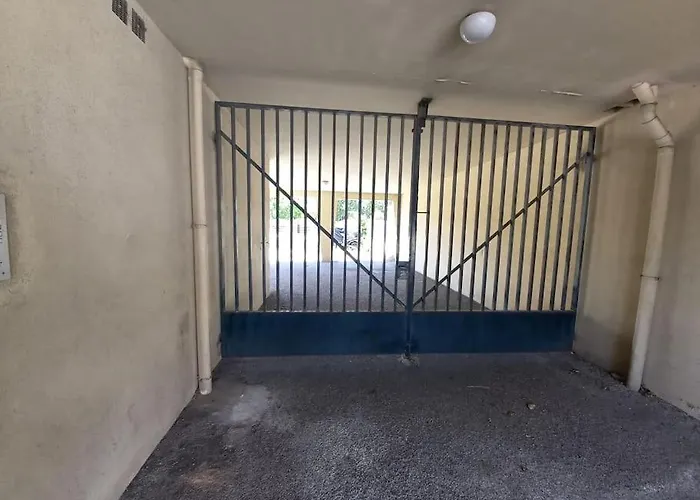 Cosy T2, Meuble De Tourisme 3 Etoiles, Parking Ferme , 2velos, Wi-fi, Clim * Narbonne