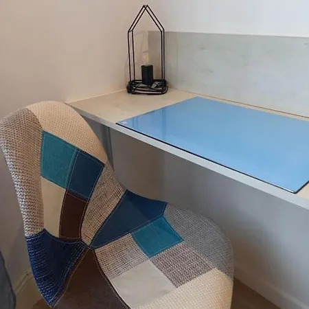 Cosy T2, Meuble De Tourisme 3 Etoiles, Parking Ferme , 2velos, Wi-fi