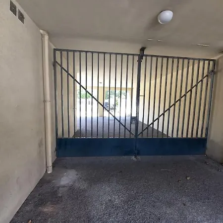 Cosy T2, Meuble De Tourisme 3 Etoiles, Parking Ferme , 2velos, Wi-fi, Clim * Narbonne